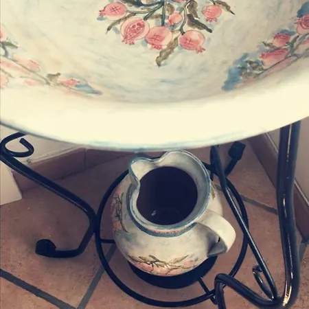 여관 Agnella